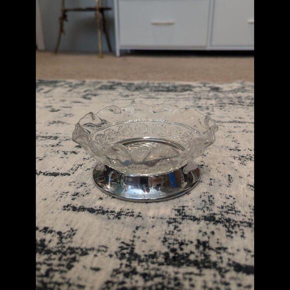 Vintage Glass Pedestal Condiment Dish, Made In England! - Picture 2 of 6
